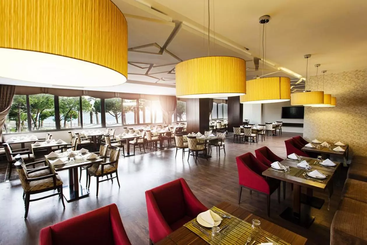 TUSANBEACH_SHABAVIZ (15).jpg